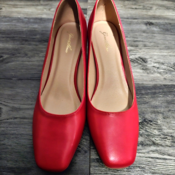 Genshuo Shoes - GENSHUO women's chunky low heeled pumps size 9.5 red new without the box